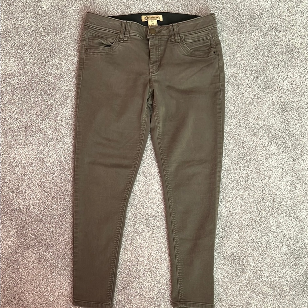 Democracy Women's Olive Jeans Size10
